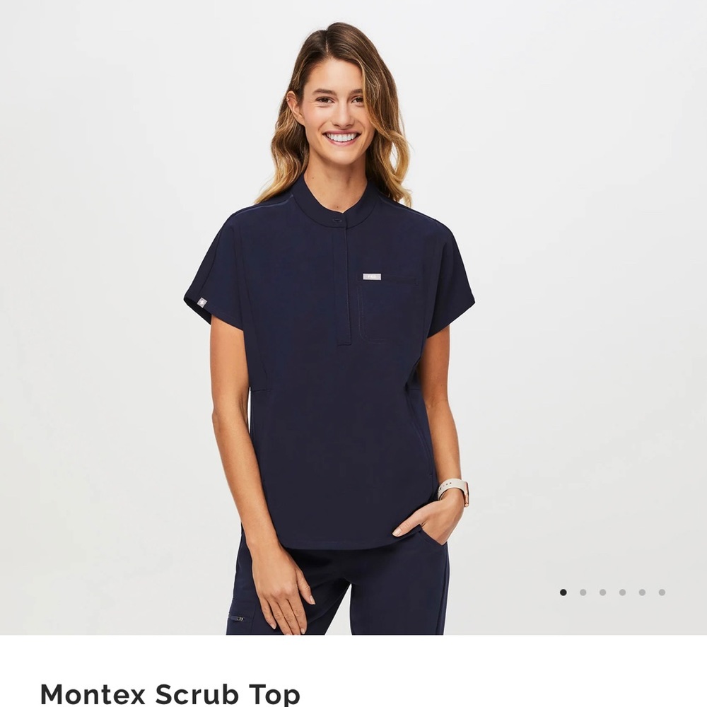 Navy Figs Scrubs Set - Top and Bottom Medium